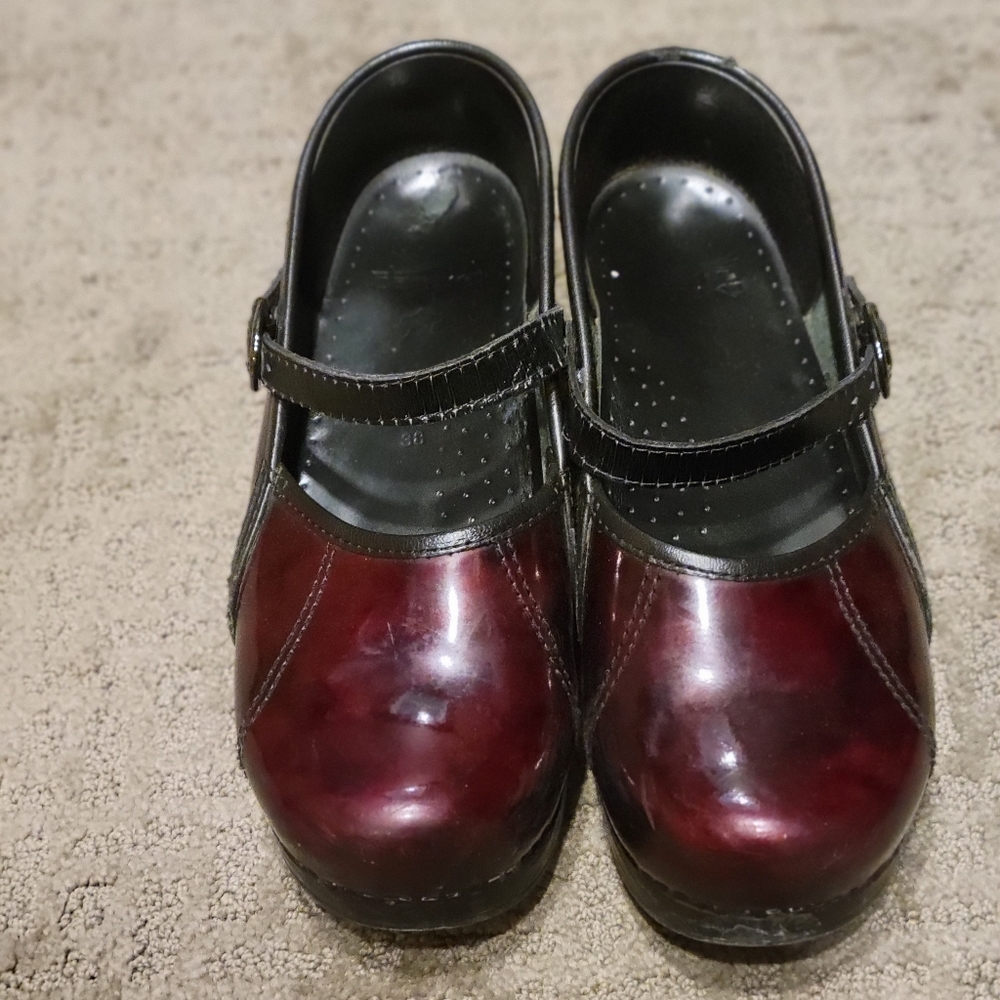 Dansko clog